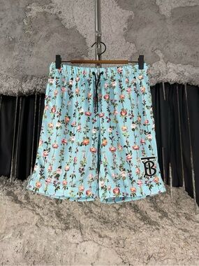 🚩steal Burberry Light Blue Floral Elastic Waist Shorts with Monogram Patch